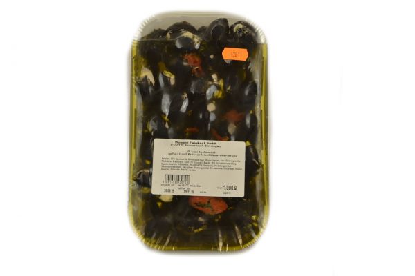 Oliven gefüllt mit Kräuterfrischkäse